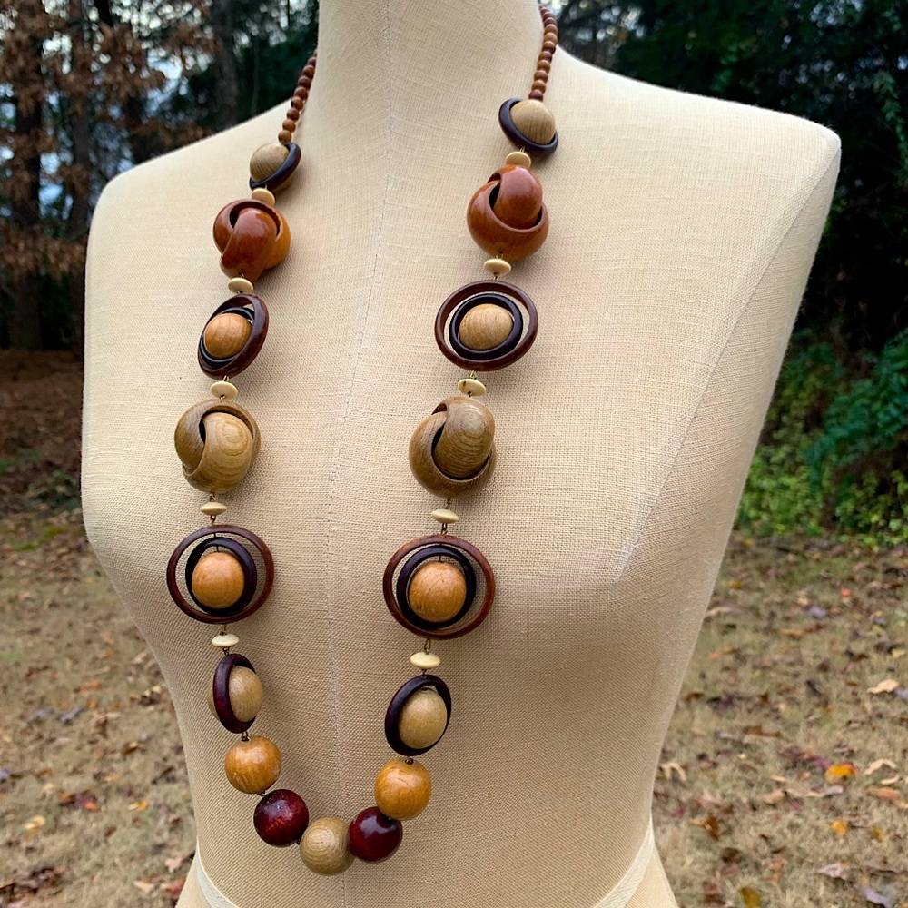 Wood Carved Looped Beads